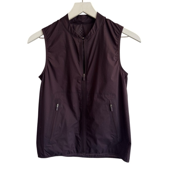 Lululemon Like The Wind Vest, Pelt, Size 2 - Picture 8 of 14